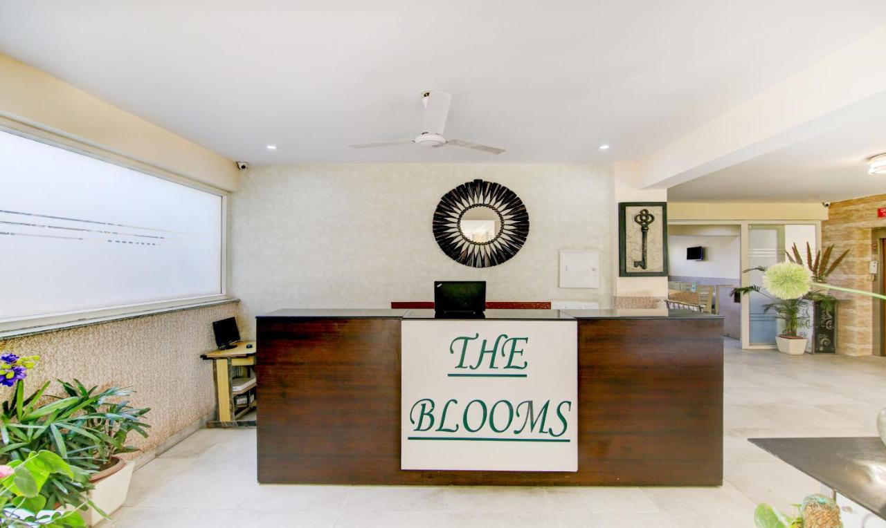 Hotel Treebo Trend Blooms Premium Gurgáon Exteriér fotografie