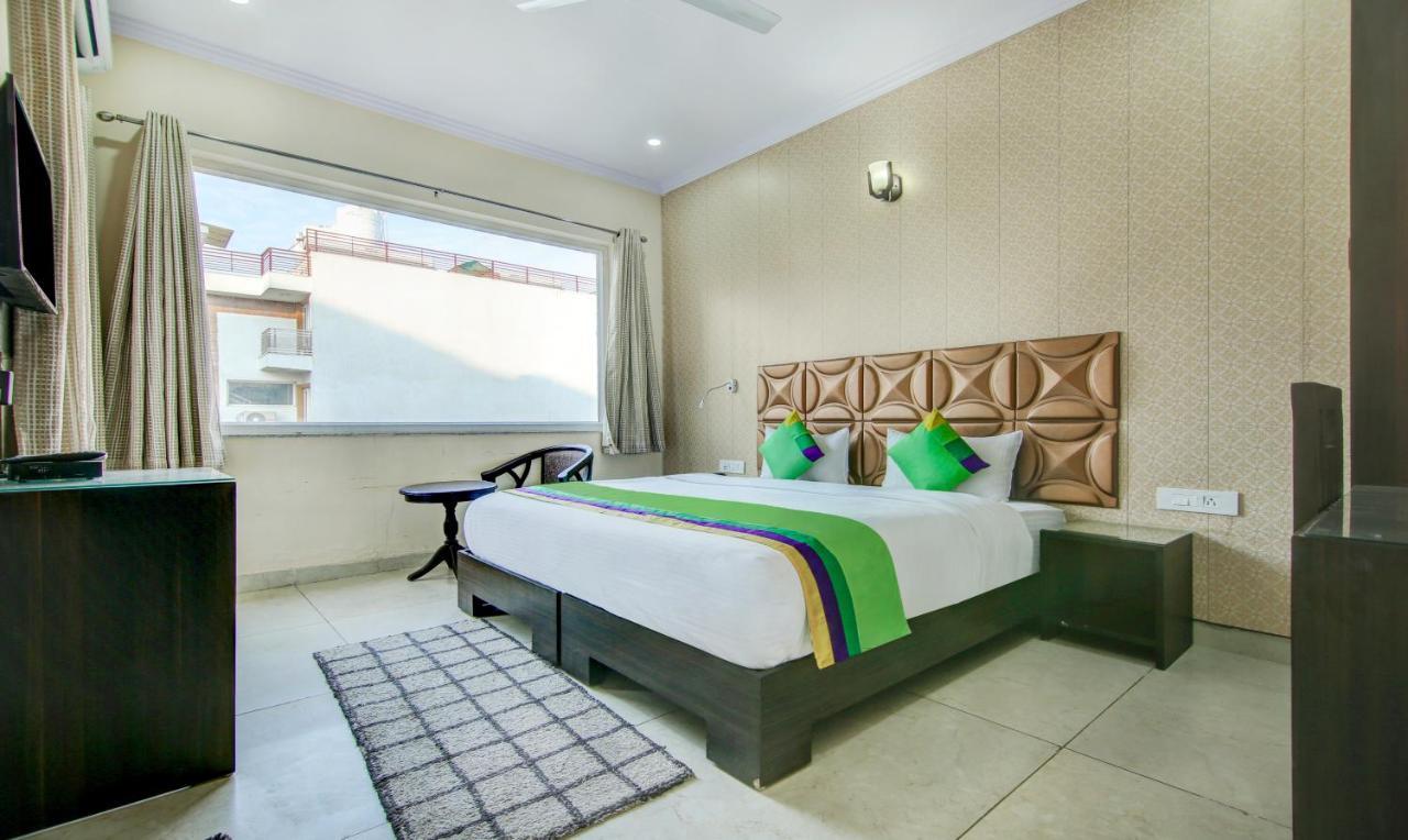 Hotel Treebo Trend Blooms Premium Gurgáon Exteriér fotografie