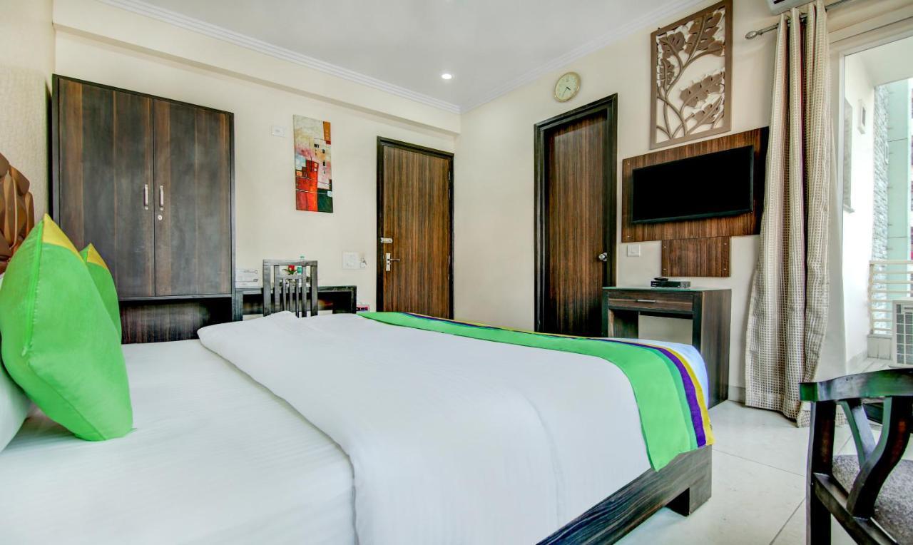 Hotel Treebo Trend Blooms Premium Gurgáon Exteriér fotografie
